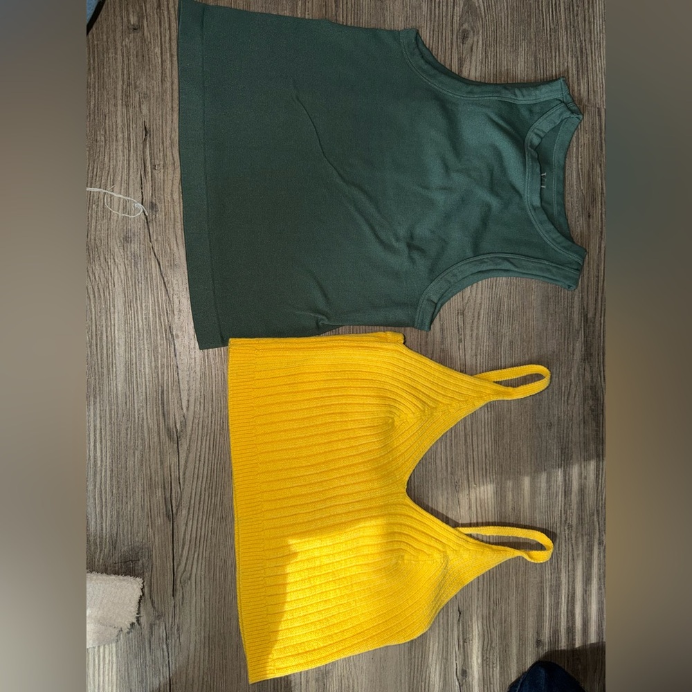 Women’s tops